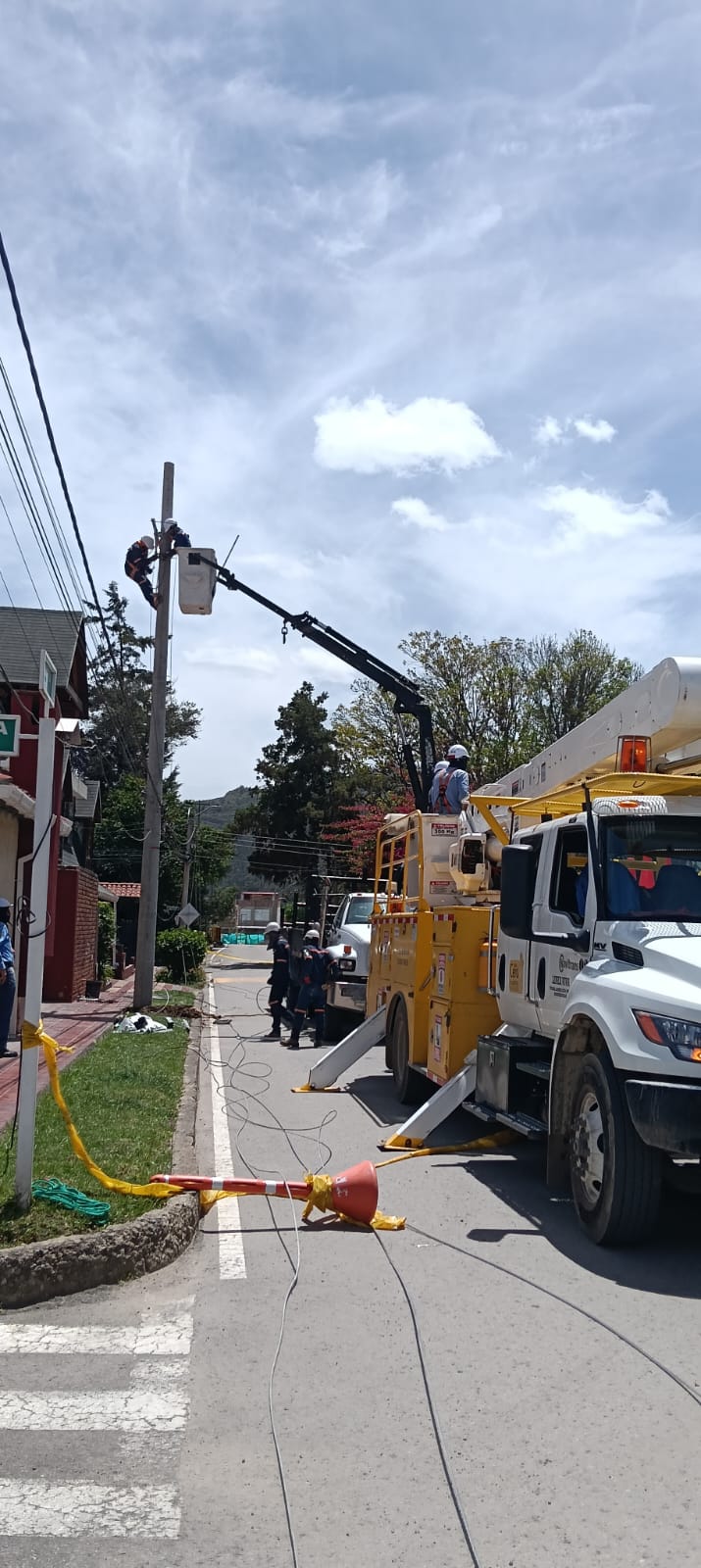 Estadio El Sol de Sogamoso — Instalación de redes en media tensión